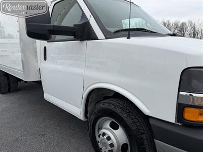 2021 Chevrolet Express 3500 16' Box   - Photo 3 - Mount Joy, PA 17552