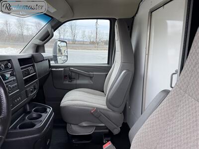 2021 Chevrolet Express 3500 16' Box   - Photo 23 - Mount Joy, PA 17552