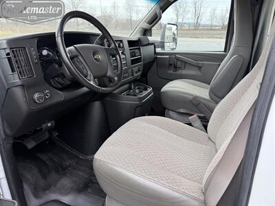 2021 Chevrolet Express 3500 16' Box - Photo 21 - Mount Joy, PA 17552