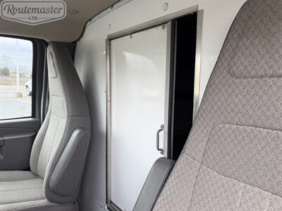 2021 Chevrolet Express 3500 16' Box - Photo 23 - Mount Joy, PA 17552