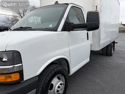 2021 Chevrolet Express 3500 16' Box - Photo 18 - Mount Joy, PA 17552