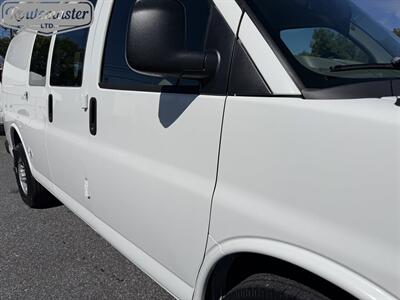 2015 Chevrolet Express 2500 Cargo   - Photo 24 - Mount Joy, PA 17552