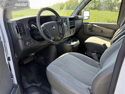 2015 Chevrolet Express 2500 Cargo   - Photo 14 - Mount Joy, PA 17552