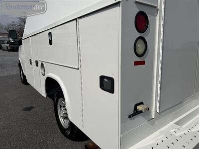 2015 Chevrolet Express 3500 10' KUV   - Photo 9 - Mount Joy, PA 17552
