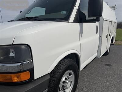 2015 Chevrolet Express 3500 10' KUV   - Photo 3 - Mount Joy, PA 17552