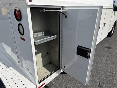 2015 Chevrolet Express 3500 10' KUV   - Photo 21 - Mount Joy, PA 17552