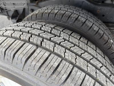2022 Ford E-Series Van E-450 16' Box   - Photo 15 - Mount Joy, PA 17552