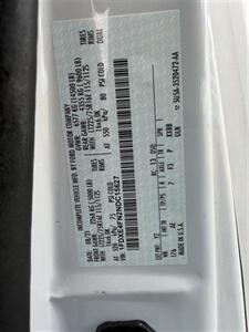 2022 Ford E-Series Van E-450 16' Box   - Photo 23 - Mount Joy, PA 17552
