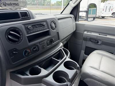 2022 Ford E-Series Van E-450 16' Box   - Photo 21 - Mount Joy, PA 17552
