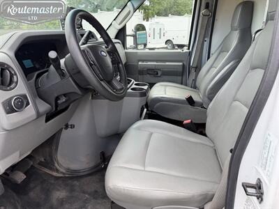 2022 Ford E-Series Van E-450 16' Box   - Photo 18 - Mount Joy, PA 17552