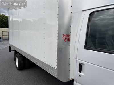 2022 Ford E-Series Van E-450 16' Box   - Photo 5 - Mount Joy, PA 17552