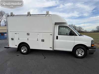 2018 Chevrolet Express 3500 10' Utility   - Photo 16 - Mount Joy, PA 17552