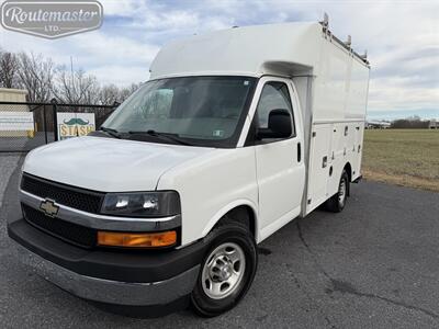 2018 Chevrolet Express 3500 10' Utility   - Photo 2 - Mount Joy, PA 17552