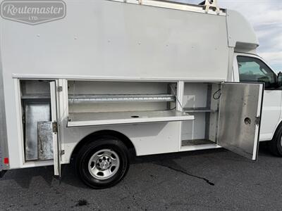 2018 Chevrolet Express 3500 10' Utility   - Photo 20 - Mount Joy, PA 17552