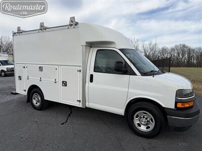 2018 Chevrolet Express 3500 10' Utility   - Photo 15 - Mount Joy, PA 17552