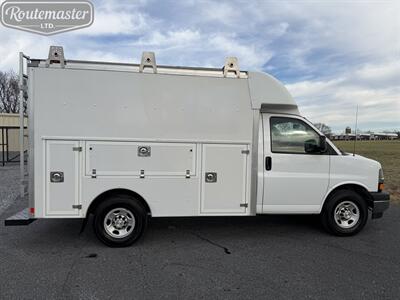 2018 Chevrolet Express 3500 10' Utility   - Photo 17 - Mount Joy, PA 17552