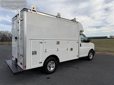 2018 Chevrolet Express 3500 10' Utility   - Photo 18 - Mount Joy, PA 17552