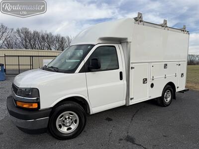 2018 Chevrolet Express 3500 10' Utility   - Photo 1 - Mount Joy, PA 17552