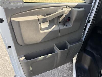 2020 GMC Savana 2500 Cargo   - Photo 2 - Mount Joy, PA 17552