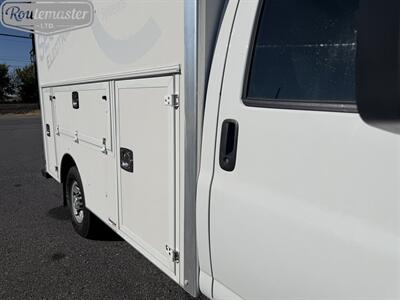 2017 Chevrolet Express 3500 10' Utility   - Photo 28 - Mount Joy, PA 17552