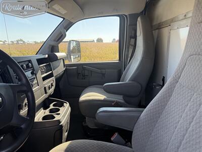2017 Chevrolet Express 3500 10' Utility   - Photo 18 - Mount Joy, PA 17552