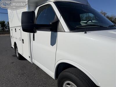2017 Chevrolet Express 3500 10' Utility   - Photo 26 - Mount Joy, PA 17552