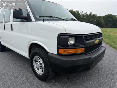 2015 Chevrolet Express 2500 Cargo   - Photo 2 - Mount Joy, PA 17552