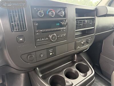 2015 Chevrolet Express 2500 Cargo   - Photo 9 - Mount Joy, PA 17552