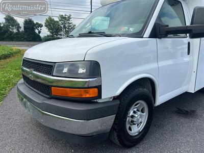 2017 Chevrolet Express 3500 12' Utility   - Photo 25 - Mount Joy, PA 17552