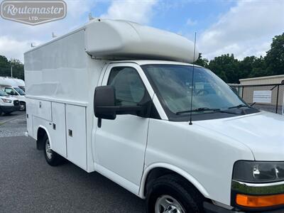 2017 Chevrolet Express 3500 12' Utility   - Photo 33 - Mount Joy, PA 17552