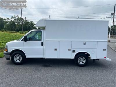 2017 Chevrolet Express 3500 12' Utility   - Photo 29 - Mount Joy, PA 17552