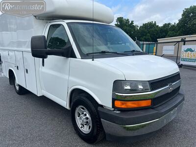 2017 Chevrolet Express 3500 12' Utility   - Photo 32 - Mount Joy, PA 17552
