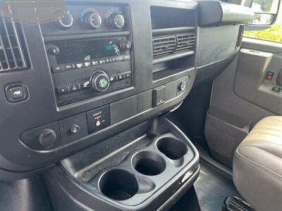 2017 GMC Savana 3500 Cargo   - Photo 14 - Mount Joy, PA 17552