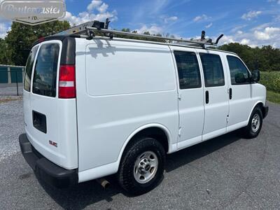 2017 GMC Savana 3500 Cargo   - Photo 7 - Mount Joy, PA 17552