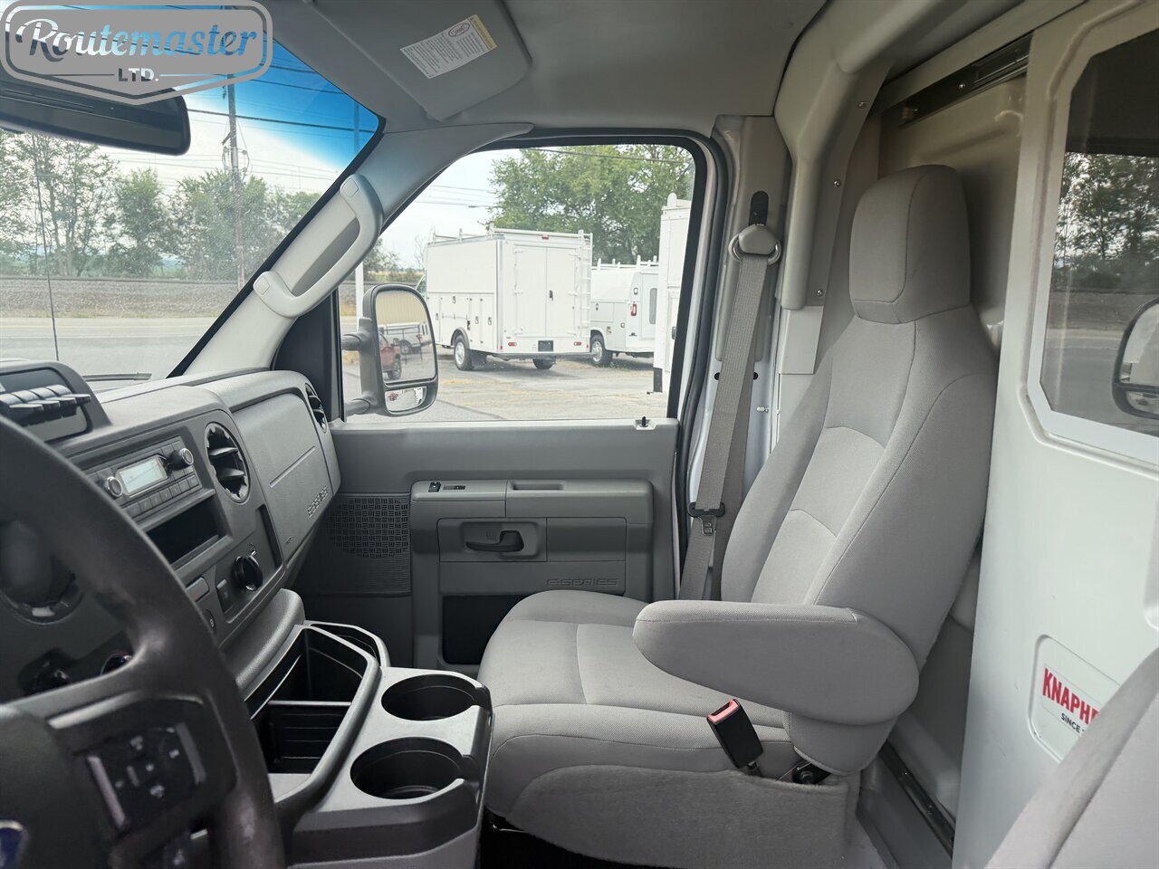 2022 Ford E-Series Van E-350 10' KUV - Photo 26 - Mount Joy, PA 17552
