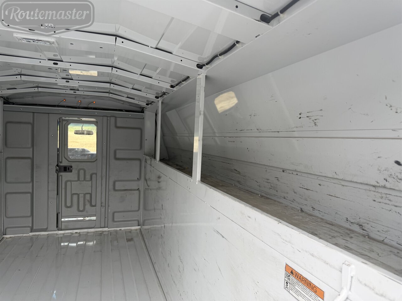 2022 Ford E-Series Van E-350 10' KUV - Photo 38 - Mount Joy, PA 17552
