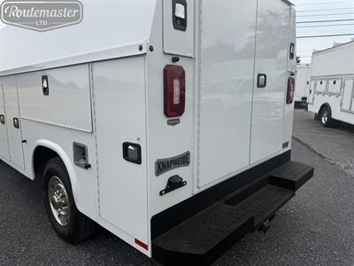 2022 Ford E-Series Van E-350 10' KUV - Photo 16 - Mount Joy, PA 17552
