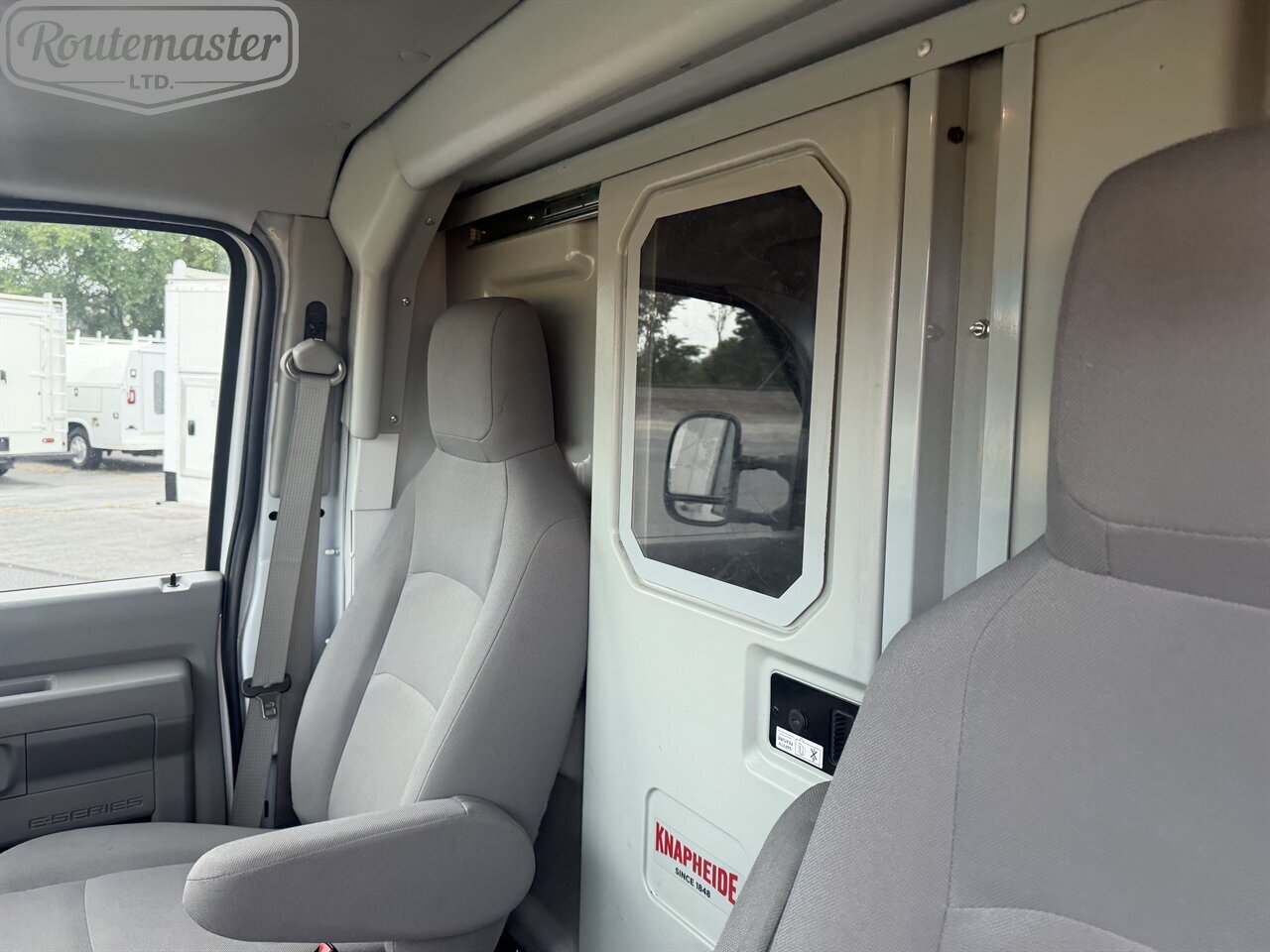 2022 Ford E-Series Van E-350 10' KUV - Photo 27 - Mount Joy, PA 17552