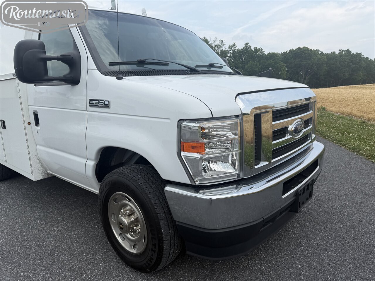 2022 Ford E-Series Van E-350 10' KUV - Photo 2 - Mount Joy, PA 17552