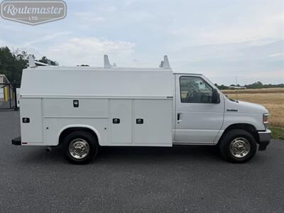 2022 Ford E-Series Van E-350 10' KUV - Photo 5 - Mount Joy, PA 17552