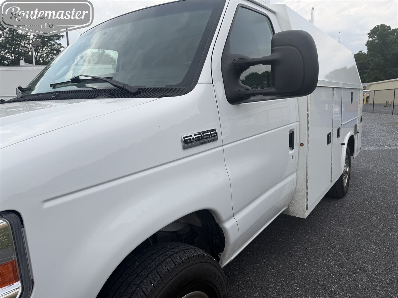 2022 Ford E-Series Van E-350 10' KUV - Photo 22 - Mount Joy, PA 17552