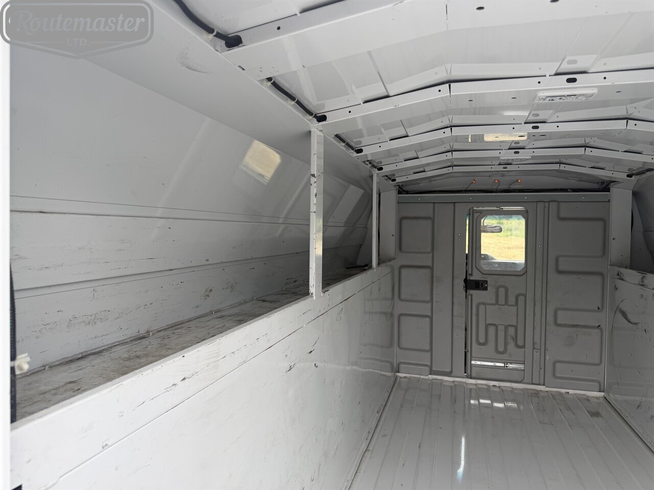 2022 Ford E-Series Van E-350 10' KUV - Photo 39 - Mount Joy, PA 17552