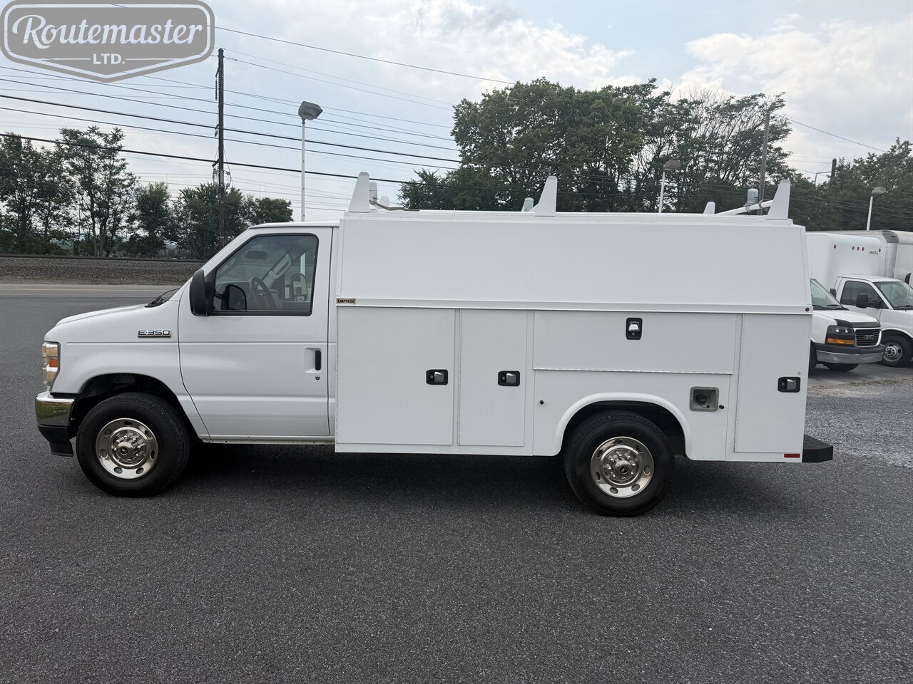 2022 Ford E-Series Van E-350 10' KUV - Photo 19 - Mount Joy, PA 17552