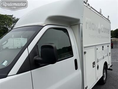 2019 Chevrolet Express 3500 10' Utility   - Photo 29 - Mount Joy, PA 17552