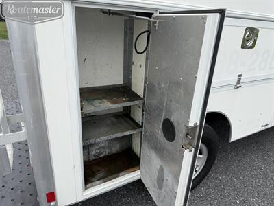 2019 Chevrolet Express 3500 10' Utility   - Photo 11 - Mount Joy, PA 17552