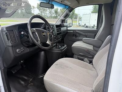 2019 Chevrolet Express 3500 10' Utility   - Photo 32 - Mount Joy, PA 17552
