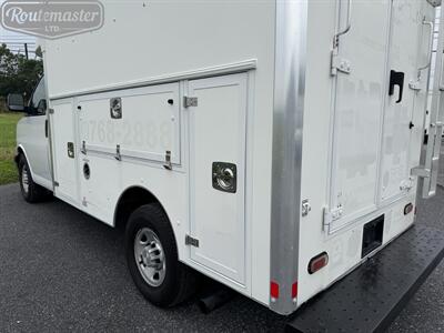 2019 Chevrolet Express 3500 10' Utility   - Photo 19 - Mount Joy, PA 17552