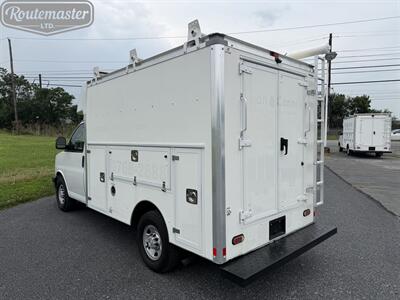 2019 Chevrolet Express 3500 10' Utility   - Photo 17 - Mount Joy, PA 17552