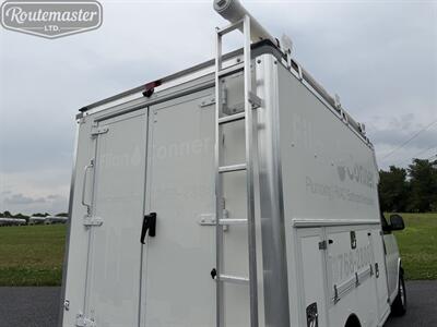 2019 Chevrolet Express 3500 10' Utility   - Photo 10 - Mount Joy, PA 17552