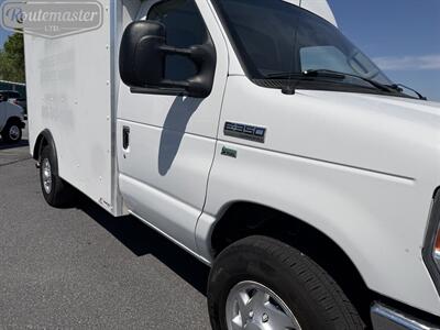 2015 Ford E-Series Van E-350 10' Box   - Photo 16 - Mount Joy, PA 17552